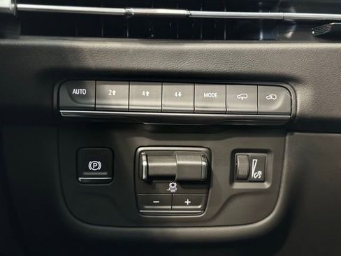 New 2026 Cadillac Escalade Luxury AWD/4WD image 34