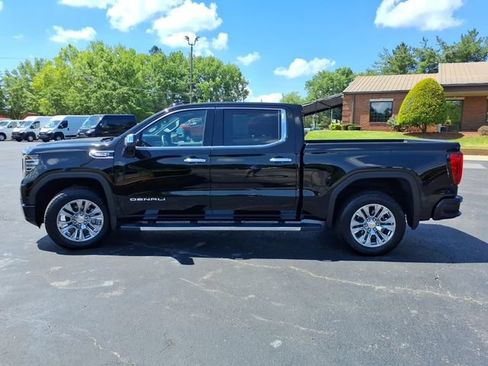 Used 2025 GMC Sierra 1500 Denali AWD/4WD image 18