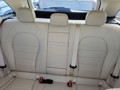 Used 2022 Mercedes-Benz GLC 300 image 11