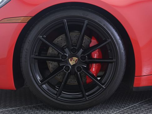 Used 2022 Porsche 911 Carrera S RWD image 11