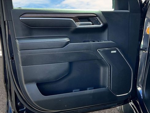 Used 2023 Chevrolet Silverado 1500 RST w/ Convenience Package II image 13