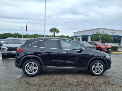 Used 2023 Mercedes-Benz GLA 250 w/ Premium Package image 21