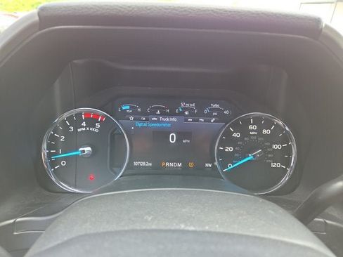 Used 2020 Ford F250 Lariat w/ Lariat Ultimate Package AWD/4WD image 21