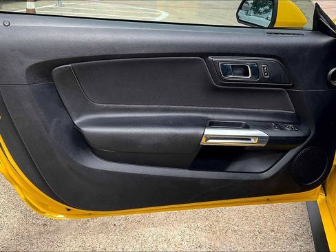 Used 2015 Ford Mustang Coupe w/ Equipment Group 051A image 24