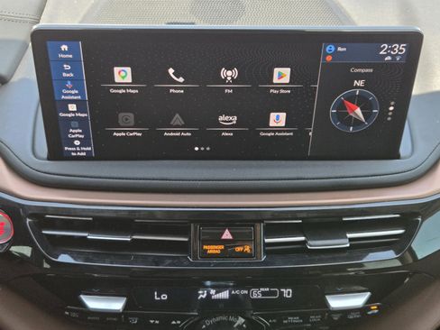 Used 2025 Acura MDX Technology Package image 9