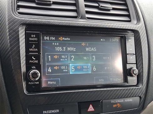 Used 2020 Mitsubishi Outlander Sport ES image 16