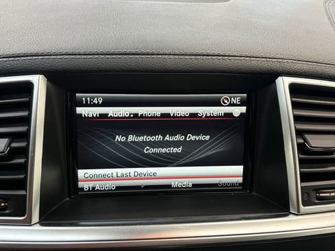 Used 2016 Mercedes-Benz GL 450 4MATIC image 36