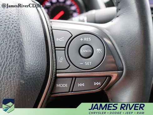 Used 2024 Toyota Camry XSE FWD image 27