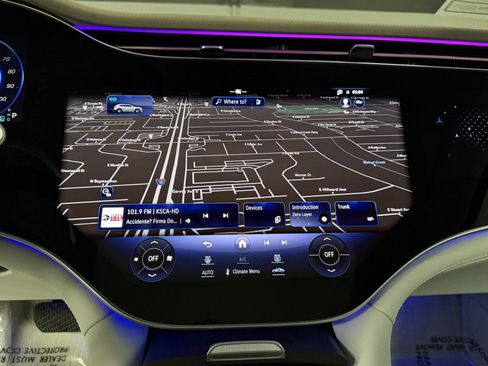 Certified 2023 Mercedes-Benz EQS 580 4MATIC SUV image 32