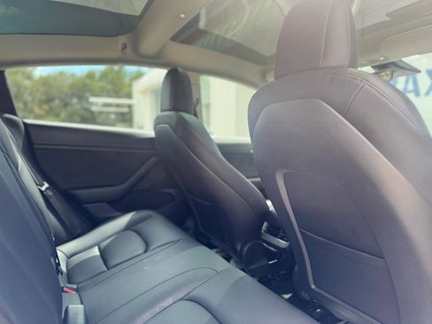 Used 2023 Tesla Model 3 Standard Range image 61