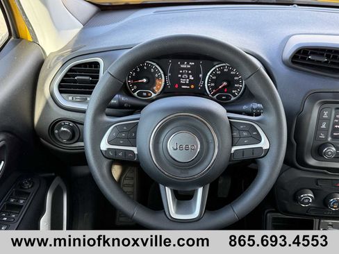 Used 2018 Jeep Renegade Sport w/ Power & Air Group image 14