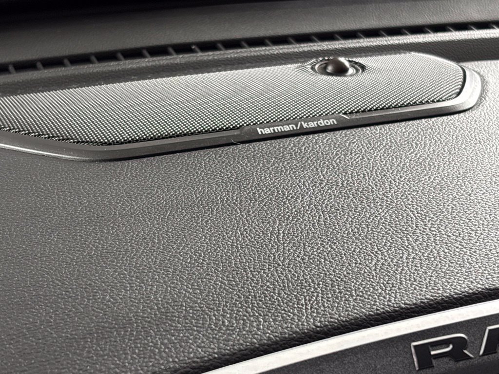 Used 2023 RAM 1500 Laramie AWD/4WD image 37