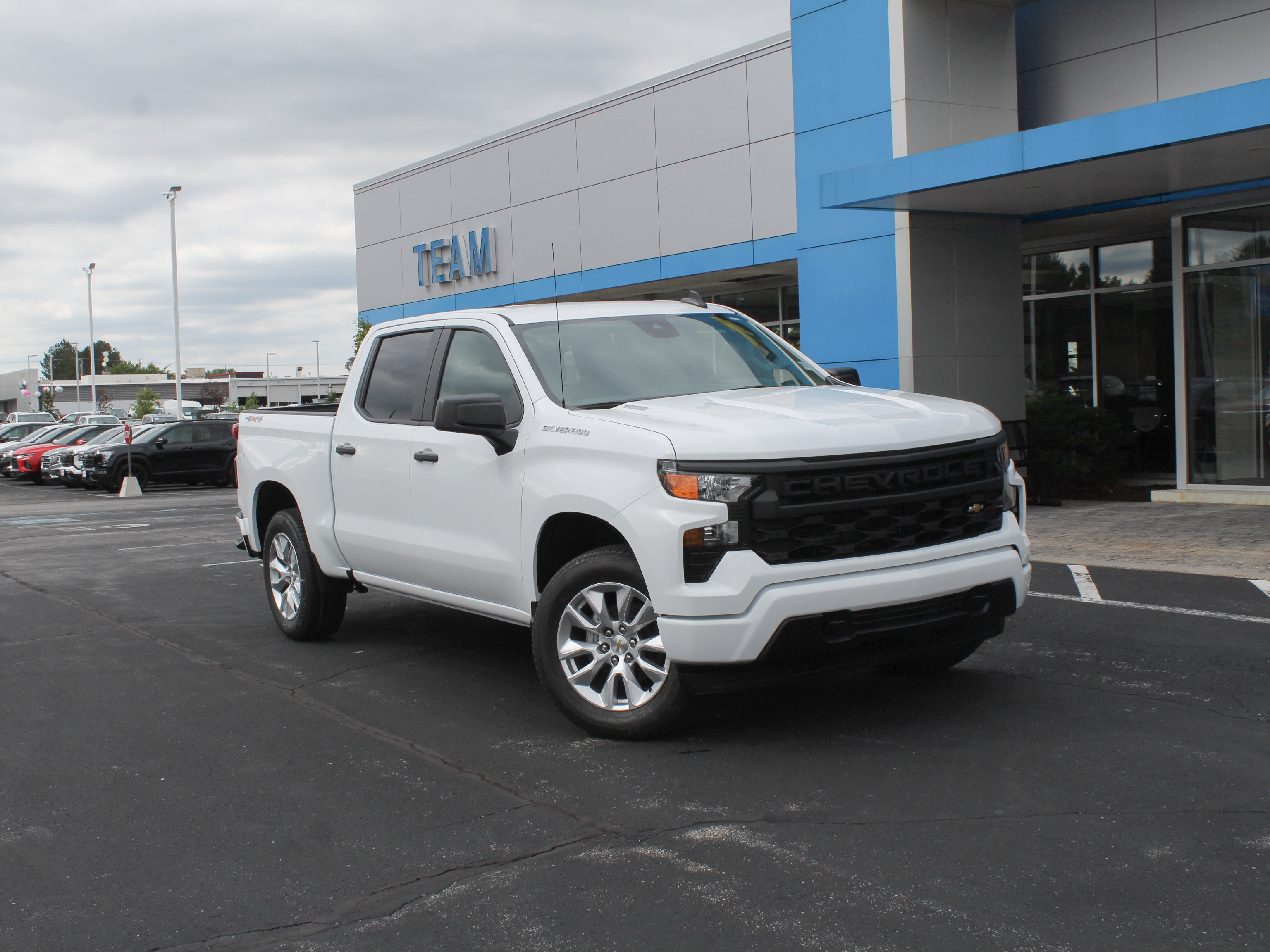 New 2026 Chevrolet Silverado 1500 Custom AWD/4WD image 4