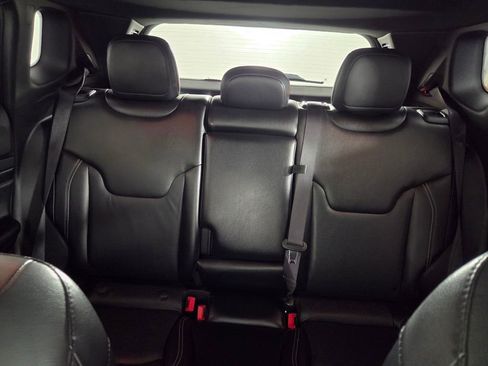 Used 2022 Jeep Compass High Altitude AWD/4WD image 22
