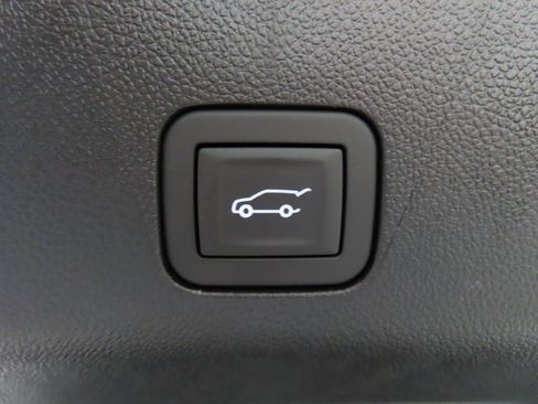 Used 2025 Chevrolet Suburban High Country w/ Sun And Tow Package image 46