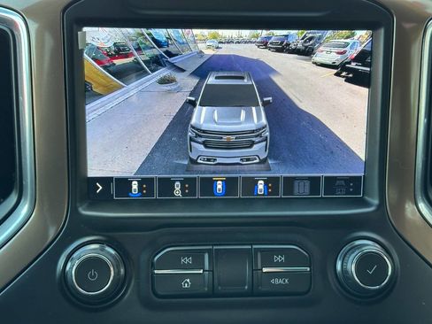 Used 2021 Chevrolet Silverado 1500 High Country w/ Technology Package image 53