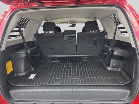Used 2020 Toyota 4Runner SR5 AWD/4WD image 26