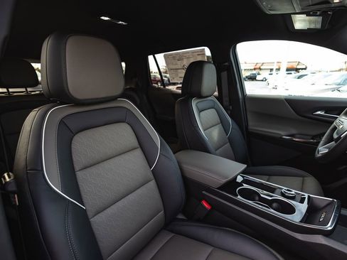 New 2026 Chevrolet Equinox LT w/ Convenience Package II image 30