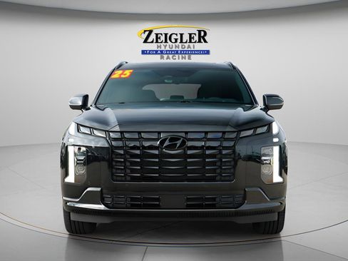Used 2025 Hyundai Palisade Calligraphy AWD/4WD image 2