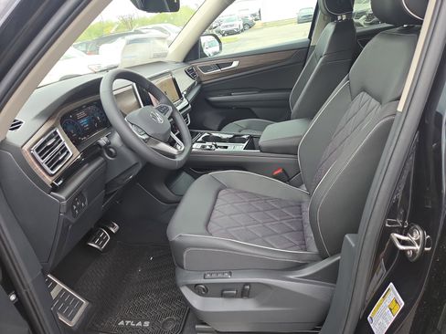 New 2026 Volkswagen Atlas SEL Premium R-Line AWD/4WD image 4