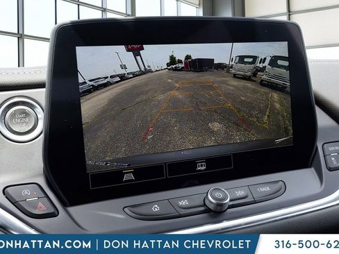 Used 2025 Chevrolet Blazer LT AWD/4WD image 8