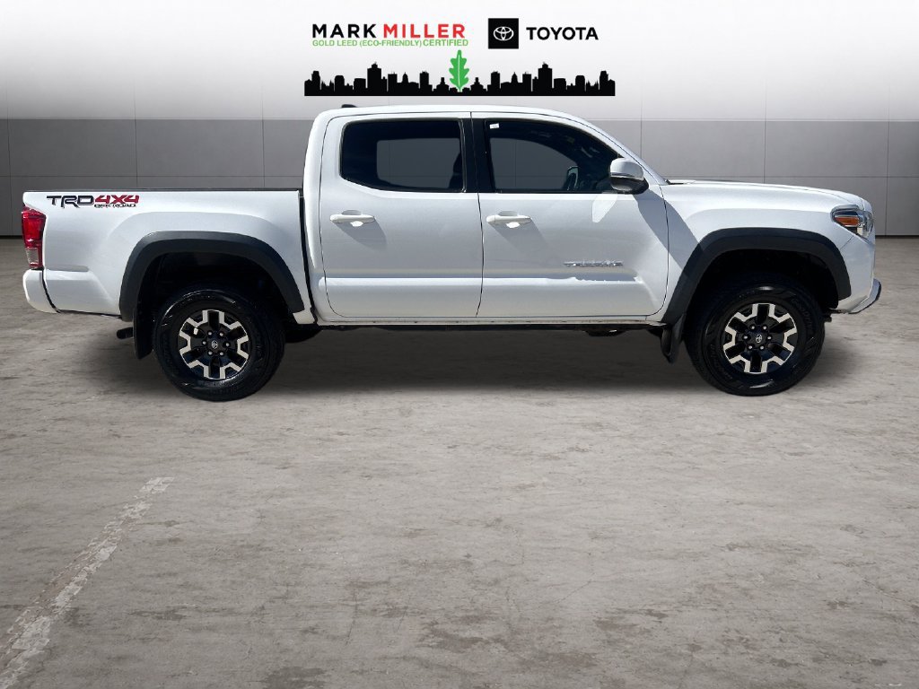 Certified 2017 Toyota Tacoma TRD Off-Road w/ Premium & Technology Package AWD/4WD image 7
