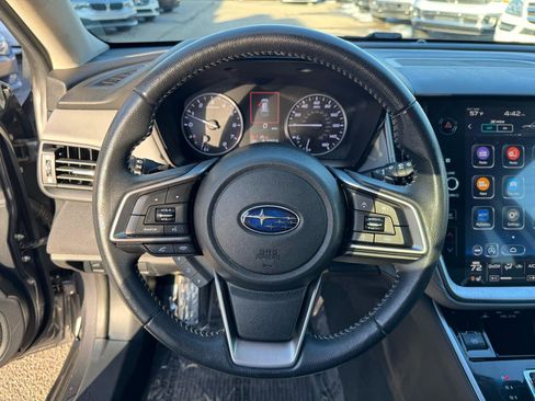 Used 2020 Subaru Outback Premium image 26