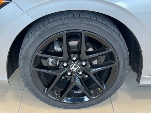 Used 2023 Honda Civic Sport image 4
