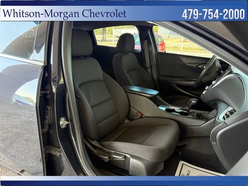 Used 2023 Chevrolet Malibu LT FWD image 31