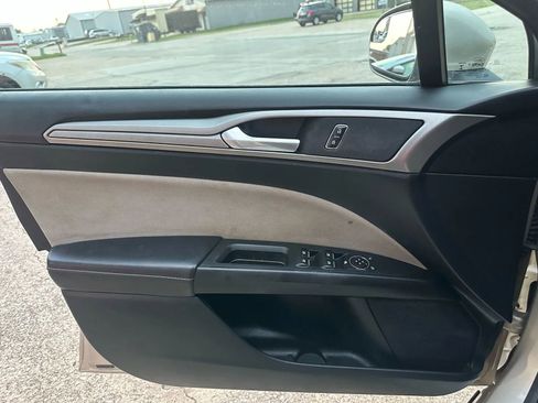 Used 2017 Ford Fusion S image 21