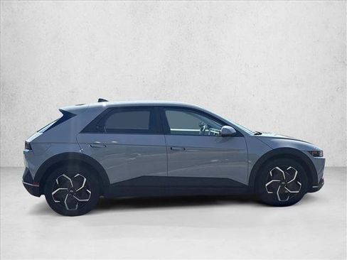 Certified 2024 Hyundai Ioniq 5 SEL RWD image 4