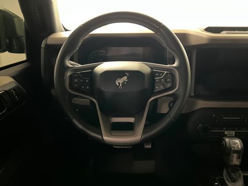 Used 2024 Ford Bronco Wildtrak AWD/4WD image 12