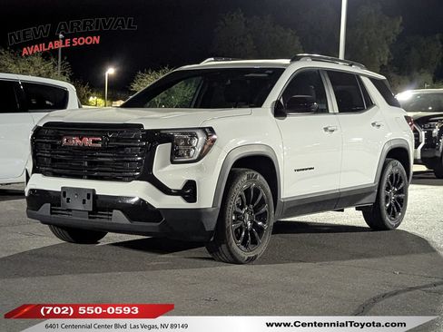 Used 2026 GMC Terrain Elevation w/ Elevation Premium Package FWD image 1