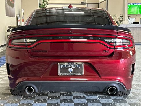 Used 2021 Dodge Charger R/T w/ Blacktop Package image 5