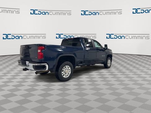 Used 2021 Chevrolet Silverado 2500 LT w/ Convenience Package image 8