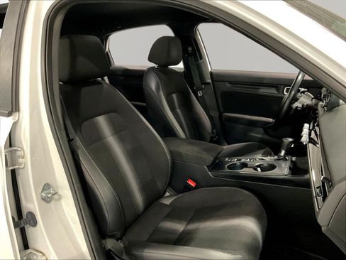 Certified 2024 Honda Civic Sport image 27