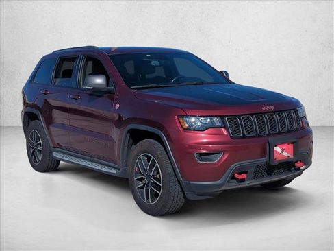 Used 2019 Jeep Grand Cherokee Trailhawk w/ Interior Metal Package image 3