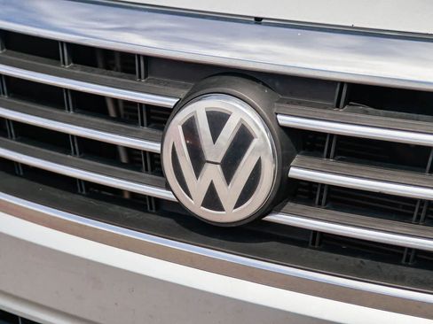 Used 2021 Volkswagen Passat 2.0T S FWD image 11