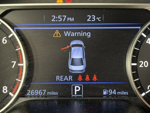 Used 2025 Nissan Altima 2.5 SV image 17