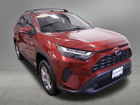 Used 2024 Toyota RAV4 XLE image 8