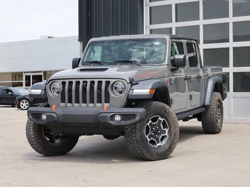Used 2021 Jeep Gladiator Mojave AWD/4WD image 3