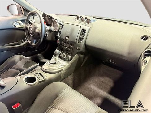 Used 2009 Nissan 370Z Touring w/ Sport Pkg image 24