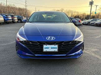 Used 2023 Hyundai Elantra SEL video 2