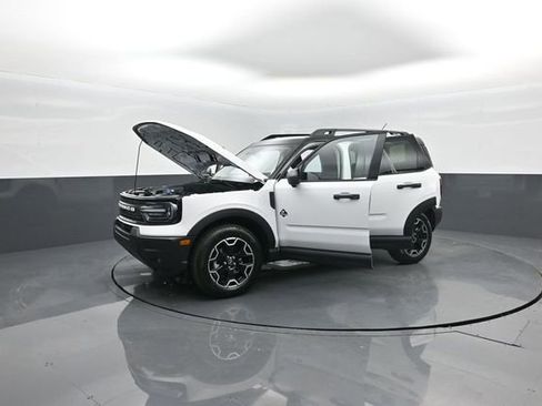 New 2026 Ford Bronco Sport Outer Banks w/ Outer Banks Tech Package+ AWD/4WD image 43