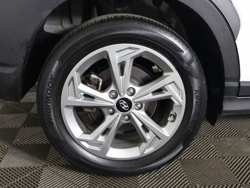 Used 2023 Hyundai Kona SEL image 19