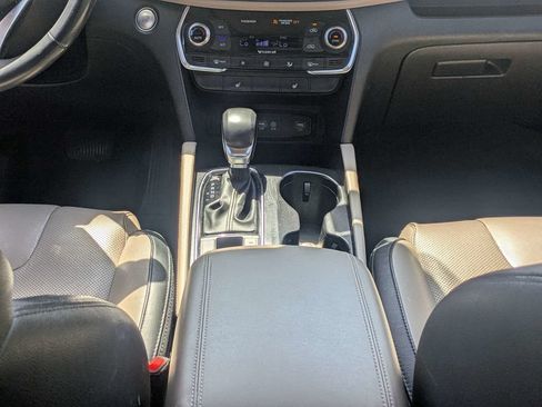 Used 2019 Hyundai Santa Fe Limited FWD image 20