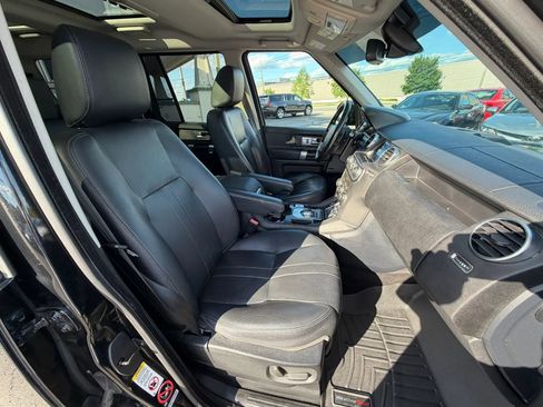 Used 2016 Land Rover LR4 HSE Silver Edition AWD/4WD image 36