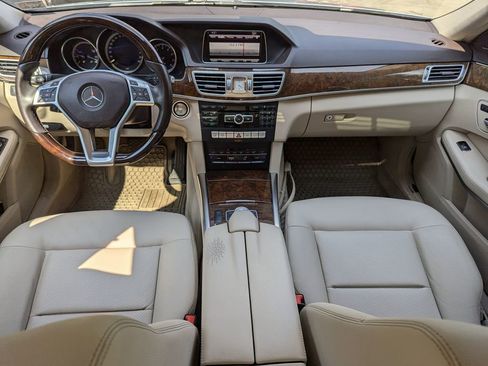 Used 2015 Mercedes-Benz E 350 4MATIC Sedan image 8