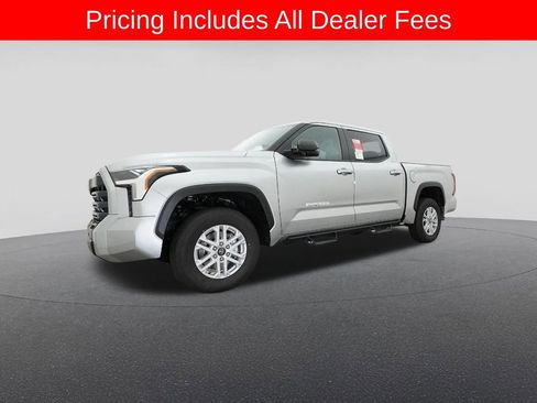 New 2026 Toyota Tundra SR5 AWD/4WD image 17