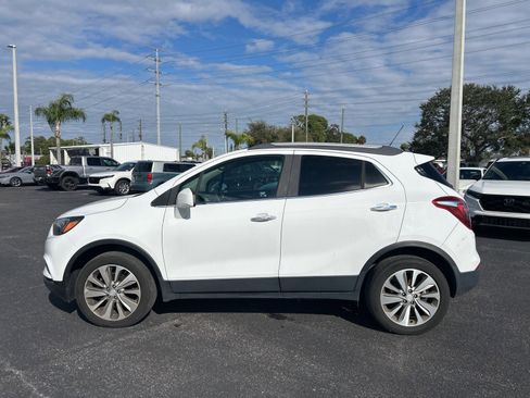 Used 2020 Buick Encore Preferred image 4
